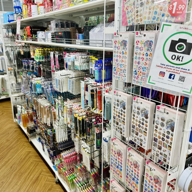 DAISO