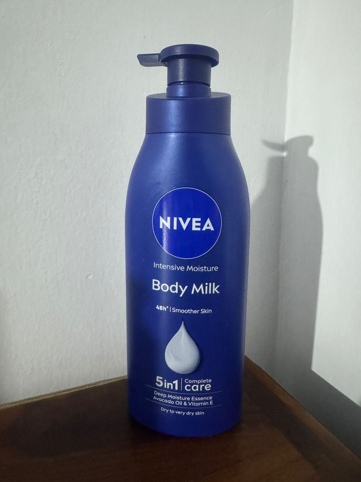 NIVEA Intensive Moisture Body Milk